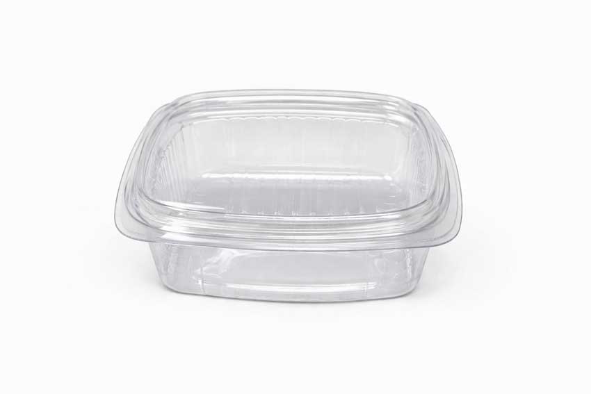MinnTech RPET clear clamshell container for retail food packaging